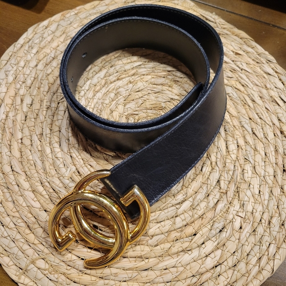 Vintage Gucci Logo Wide Black Leather Belt Gold GG Size 70 - Picture 1 of 10